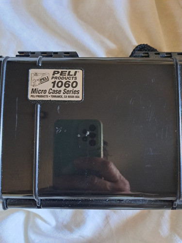 Maleta Pelican 1060 1