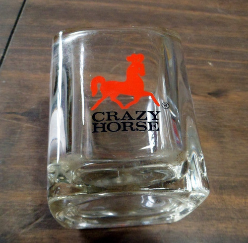 Antiguo Vaso De Vidrio Grueso Whisky Crazy Horse 1