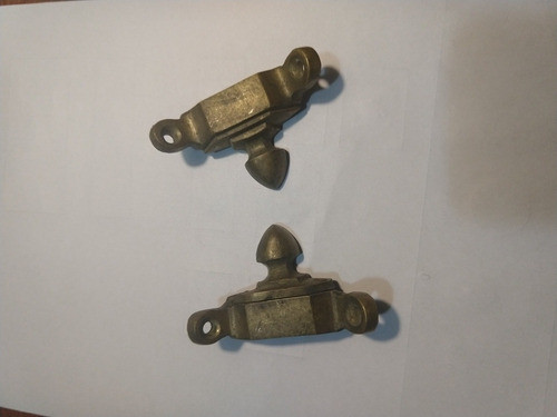 Soportes De Bronce Para Alfombra De Escalera 1