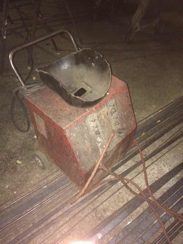 Soldadora Eléctrica Para Herrería 0
