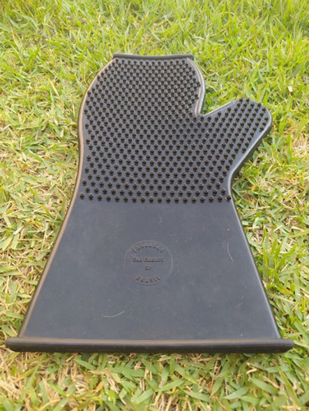 Raspadeira De Borracha Luva Para Massagear E Limpar Cavalo 1