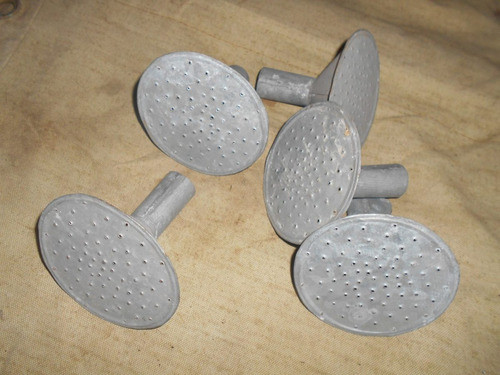 Picos De Regadera Hojalata Flor 0