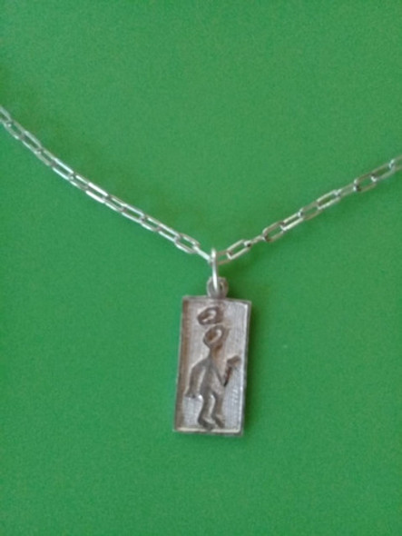 Medalla Dije El Santo Facetado De Plata 1