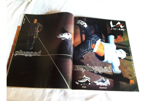 Revista El Grafico Nº 4072 21/10/1997 Boca 2 Colon 1 Latorre 1