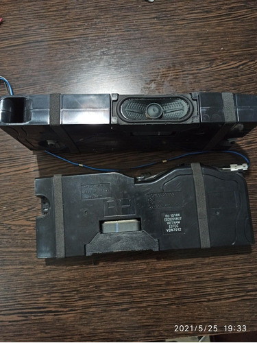 Parlantes Internos Lg55 Modelo Uj6580 0
