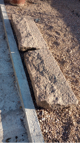 Cordón De Vereda De Piedra 0