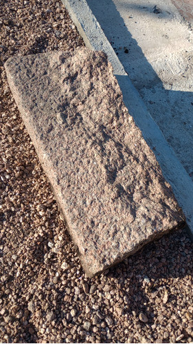 Cordón De Vereda De Piedra 1