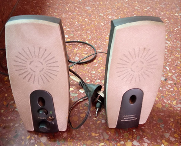Parlantes Melody Para Computadora Entrega En Persona 0