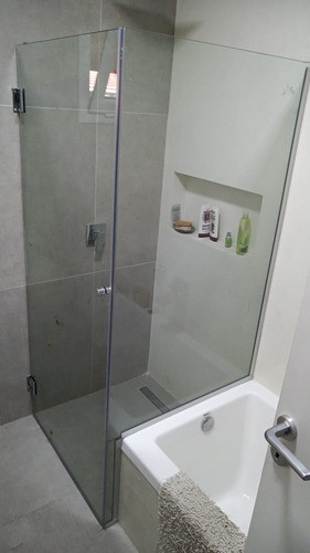 Mamparas De Baño . Hechas A Medida. 0