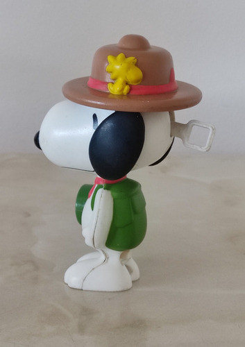 Muñeco De Snoopy (en Personaje Explorador) 1