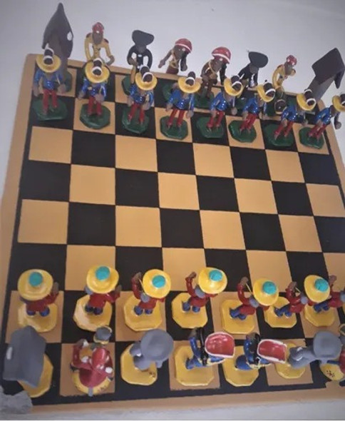 Juego De Ajedrez Cerámica Negritos Soldados No Envío. M 1 Juego De Ajedrez Cerámica Negritos Soldados No Envío. M 1