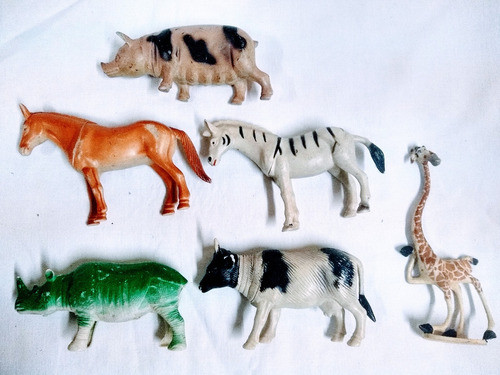 Animales 6 Plastico =cabal 13x10+vaca 7+jir 15+cerda 6cm 0