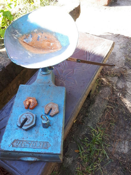 Balanza Victoria Para Decoración Haga Su Oferta Más Allegada 1