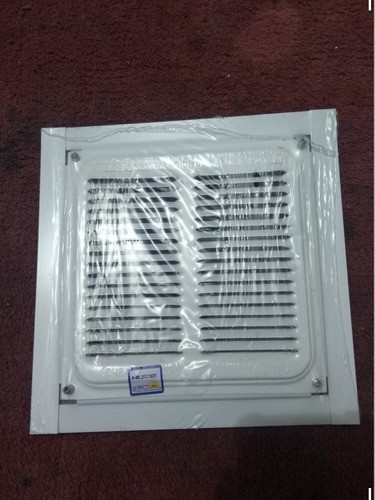 Colocación De Rejilla De Ventilacion 0