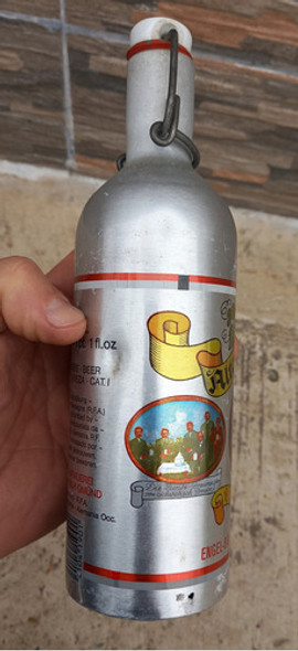 A-antigua Botella De Cerveza En Aluminio C/tapon Ceramico 1