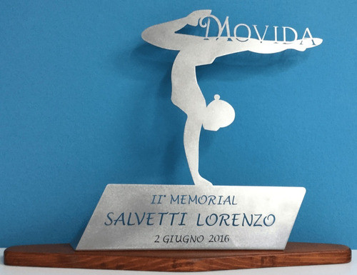 Trofeo Placa Plateada Futbol Patin Tenis Golf  X 15 Cm 1