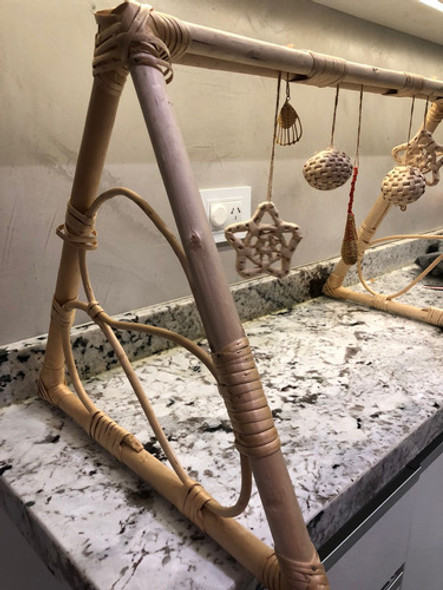 Gimnasio Para Bebes De Caña De Bambu Y Mimbre 1 Gimnasio Para Bebes De Caña De Bambu Y Mimbre 1