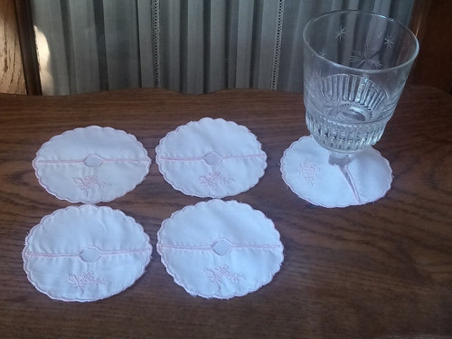 Antiguos Posa Copas En Algodón Bordados Con Flores 0