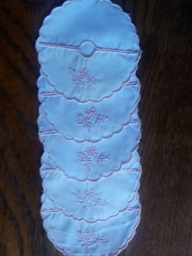 Antiguos Posa Copas En Algodón Bordados Con Flores 1