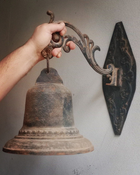 Antigua Campana De Fundición 1 Antigua Campana De Fundición 1