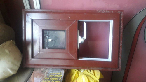 Ventana  En Pvc Y Vidrio Fuerte 50x 30cm X 7cm Espessor 0
