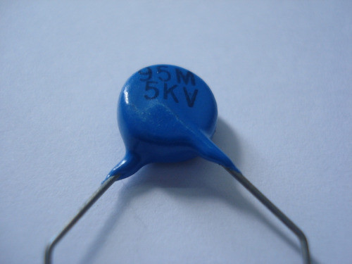 56pf &  68pf  & 95pf 100pf Ceramico X 5 Kv 5000 Volt 0