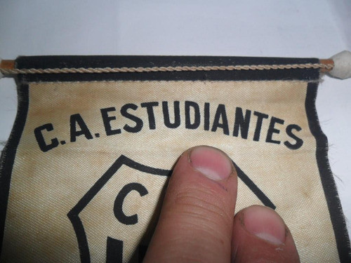 Antiguo Banderin C A Estudiantes C.a.e 15 De Agosto 1982 1