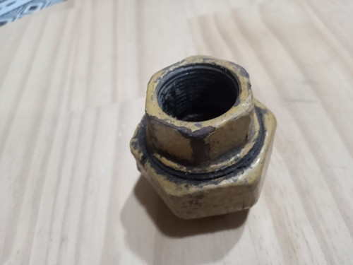 Unión Doble De 1/2  3/4 Galvanizado Y De Bronce 1
