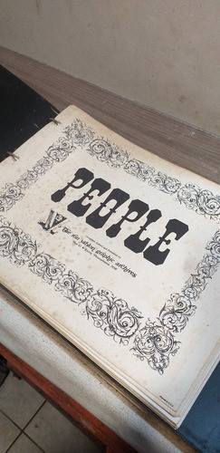Antiguo Libro Catálogo De Archivos Gráficos People 0