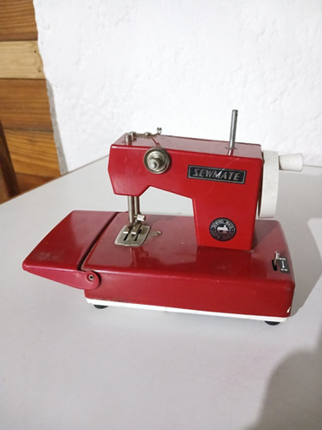 Antigua Máquina De Coser 0 Antigua Máquina De Coser 0