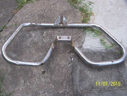 Barra De Defensa De Moto 125 Cc. En Buen Estado 0