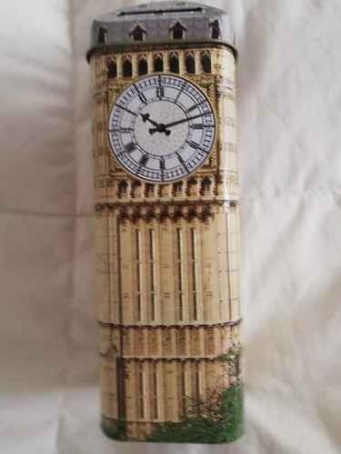 Lata Alcancía Con Figura Big Ben. Antes Fue Una Caja Te. 0