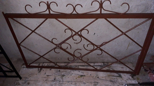 Porton Hierro 119cm X 75cm 0