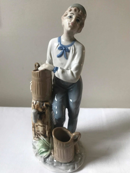 Estatuilla De Porcelana Morrinson 0 Estatuilla De Porcelana Morrinson 0