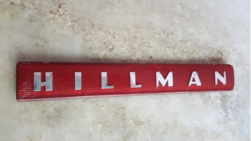 Insignia, Emblema Antigua De Hillman,de Plastico 0