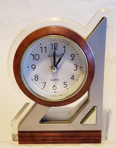 Reloj De Mesa Ao Li Shi Quartz Plástico Y Acrílico. Imp. 0