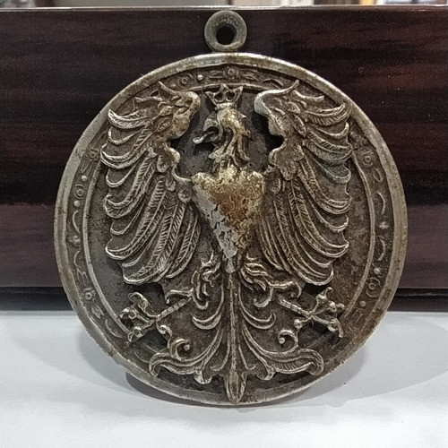 Antigua Medalla Águila Imperial Sin Marcas De Origen 0
