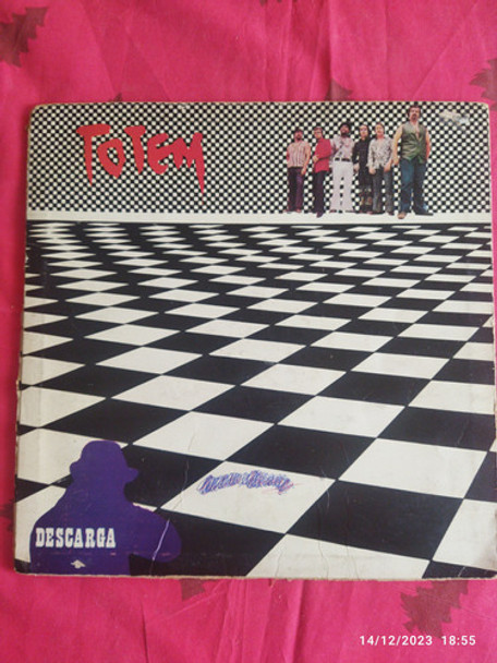 Tótem Disco De Vinilo Lp 0 Tótem Disco De Vinilo Lp 0