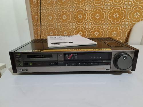 Sony Video 8 Hi8 EV S900 for Repair - Defective Unit