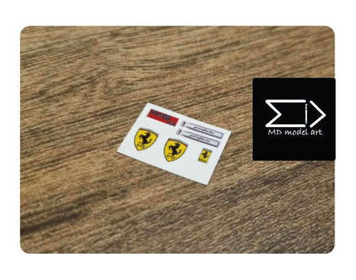 Calcas Al Agua Escudos Ferrari 348 1:18 0