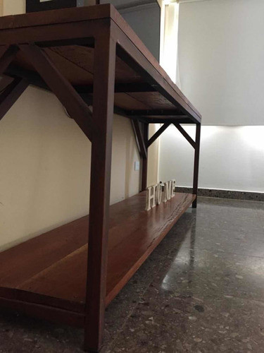 Mesa Barra Rostrata, Estructura Hierro 0