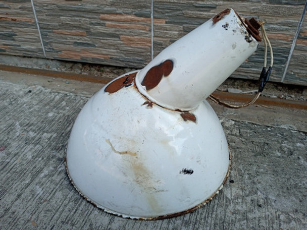 Lampara Industrial Galponera Enlozada Con Detalles Rustica 0 Lampara Industrial Galponera Enlozada Con Detalles Rustica 0