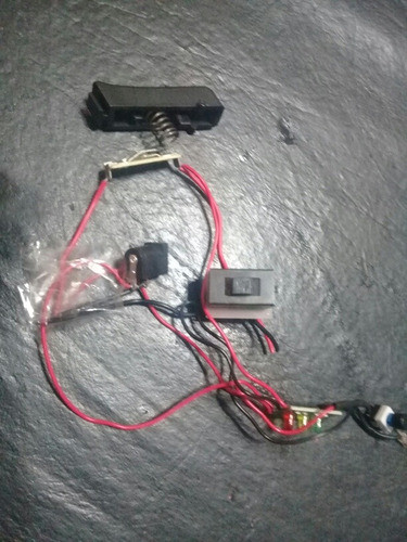 Gatillo Y Sistema Electrico Atornillador Batería B&d Kc4815 0