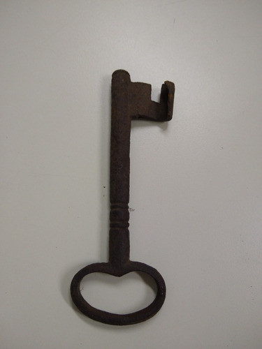 Antigua Llave De Hierro 0
