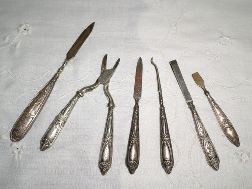 Antiguo Juego De Utensilios De Manicura De Plata 800 Sellada 0