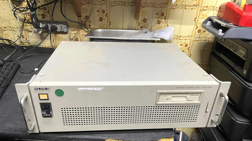 Unidade De Controle De Edição Sony Bve-2000 0