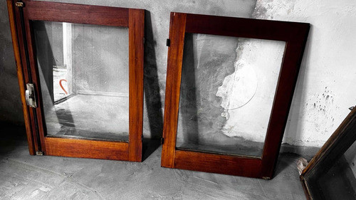 Ventana Y Puerta De Cedro 0