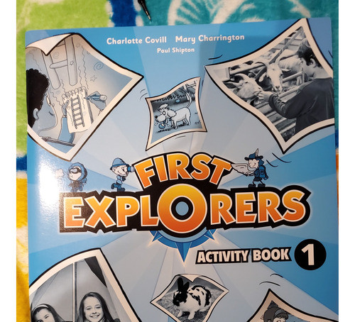Libro First Explorers 1 0