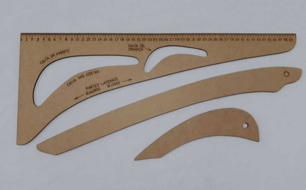 Jogo De Réguas Para Costura + 01 Agulheiro E Fita Métrica 0 Jogo De Réguas Para Costura + 01 Agulheiro E Fita Métrica 0
