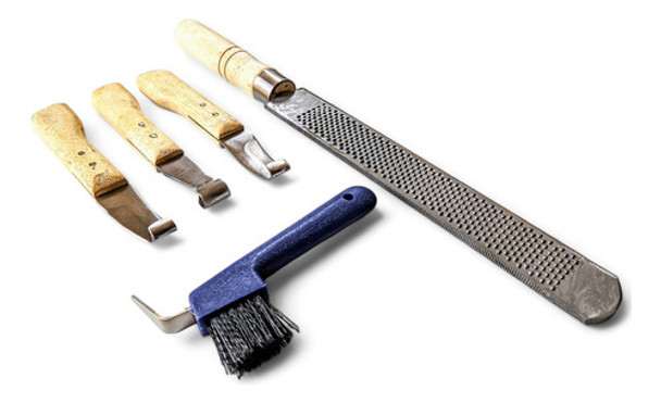 Kit Conjunto Ferrador Para Casquear E Ferrar Animais Cavalo 0